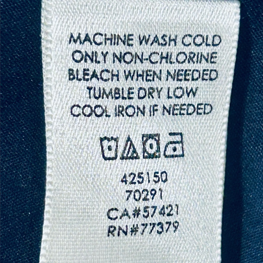 Ann Taylor Navy Sleeveless Button-Down Shirt, Size 8 - Picture 7 of 7